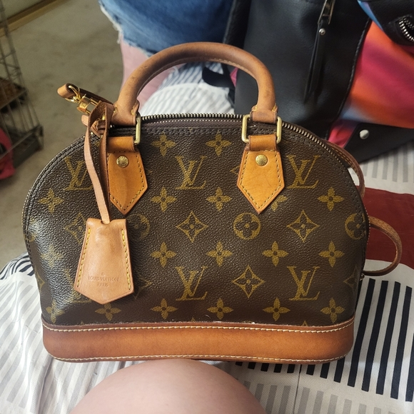 Custom Painted Louis Vuitton Alma – New Vintage Handbags Louis Vuitton Alma bag